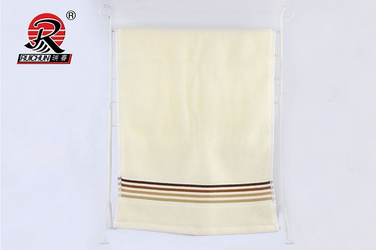 http://dongmanchanpin.cn/uploadfile/202112/5a2360d0de0a59b.jpg